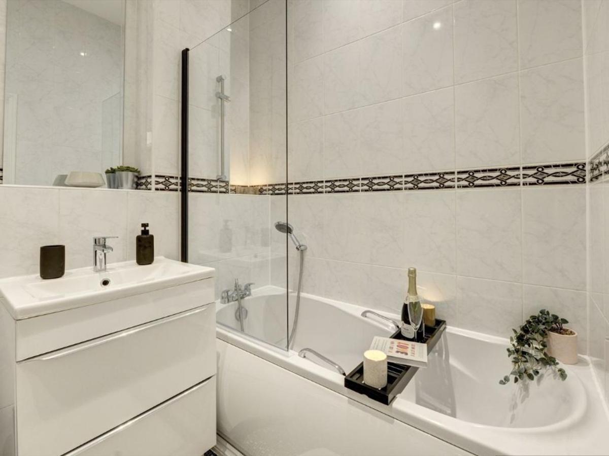 The Clement Apartment Stylish Two Bedroom Apartment Very Close To The Birmingham Arena Екстер'єр фото